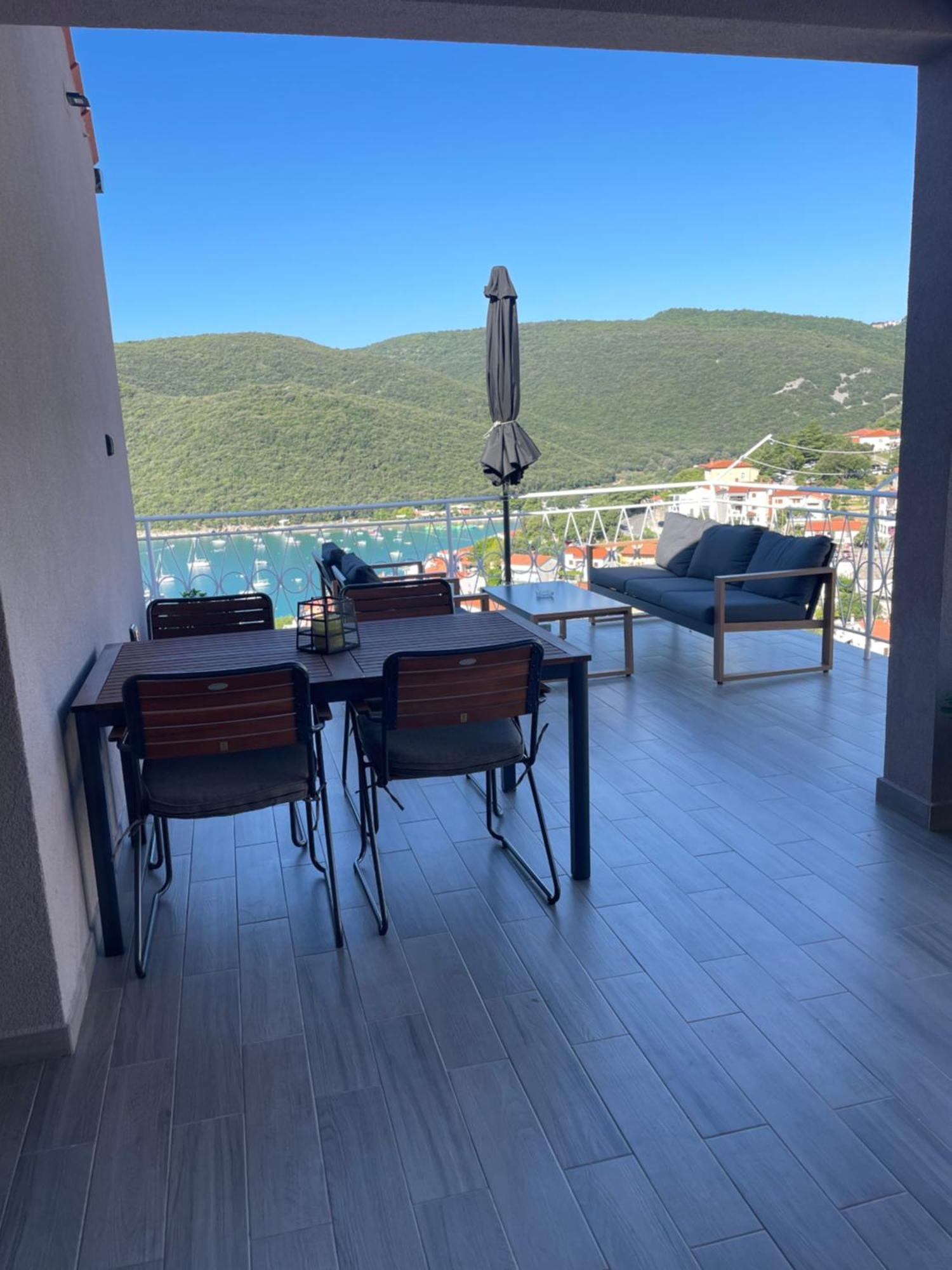 Apartment Stella Rabac Buitenkant foto